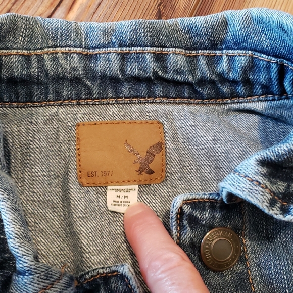 American Eagle sz medium - Picture 2 of 2